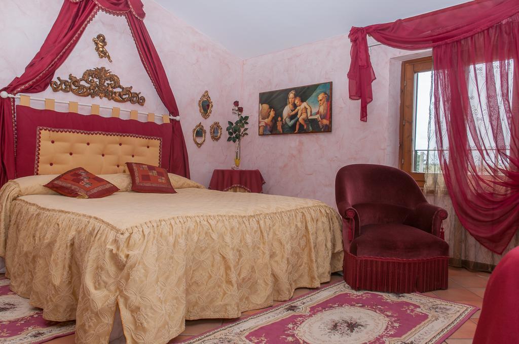 Апартаменты Residenza Il Palazzo Кастильоне-дель-Лаго Номер фото